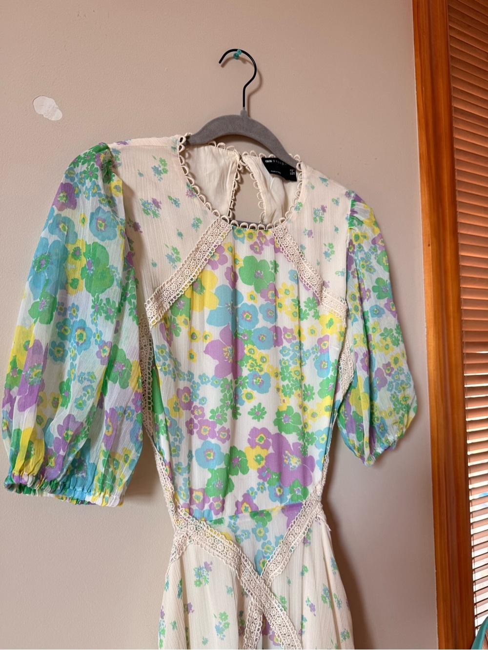 ASOS backless dress - Picture 2 of 5